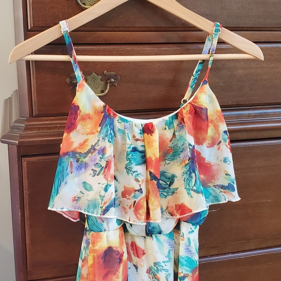 Beautiful Flowy High Low Dress - Picture 2 of 5